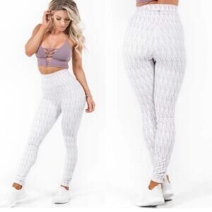 BuffBunny White Patterned Leggings